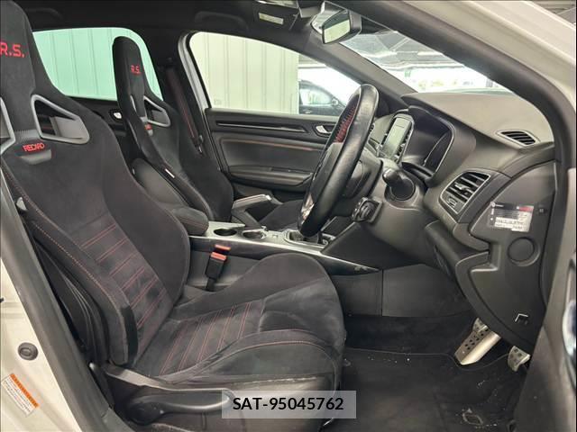 Renault MEGANE 2020-01 8552726-6