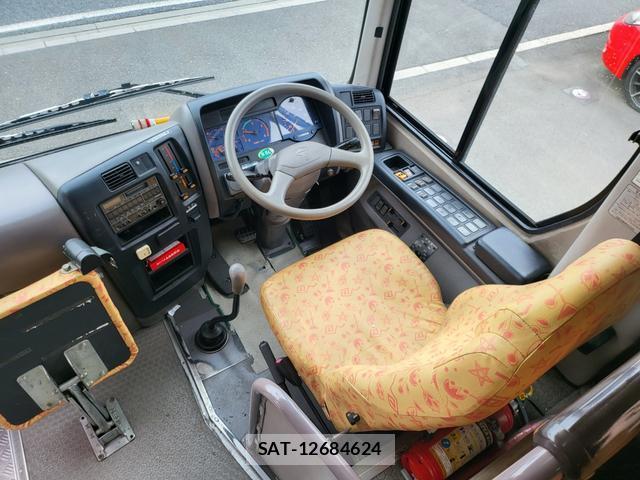 Hino MELPHA 2001-12 8546673-11