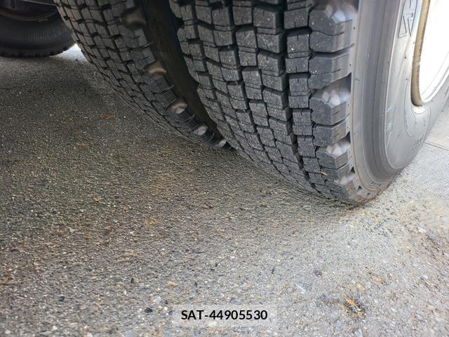 Hino MELPHA 2005-03 8546677-16