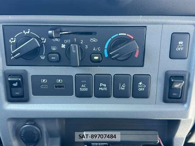 Mitsubishi MINICA 2024-08 8549093-10