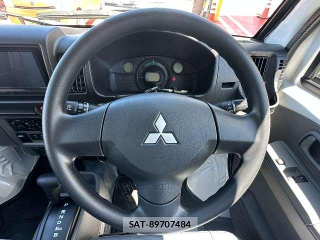 Mitsubishi MINICA 2024-08 8549093-7