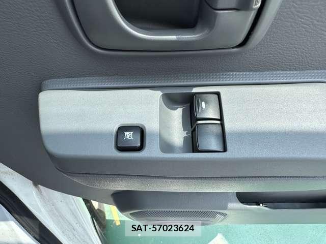Mitsubishi MINICA 2022-03 8549133-10