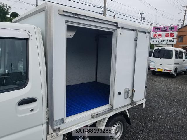 Mitsubishi MINICAB TRUCK 2014-03 8550495-13