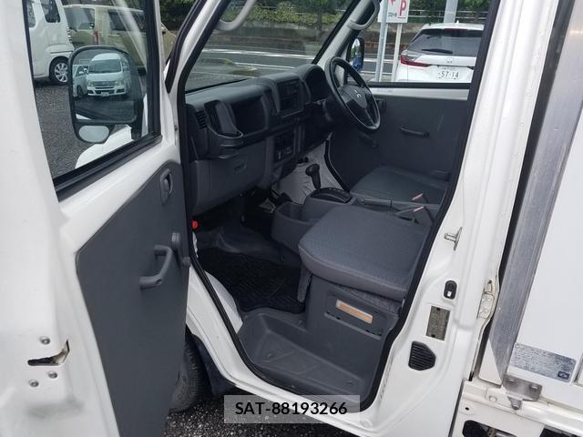 Mitsubishi MINICAB TRUCK 2014-03 8550495-15