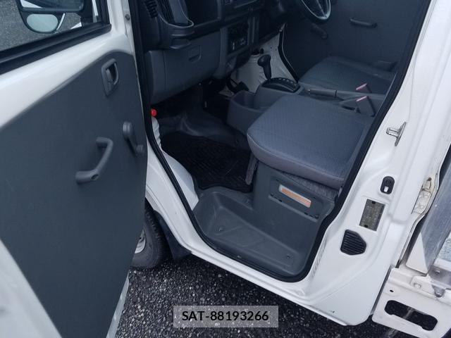 Mitsubishi MINICAB TRUCK 2014-03 8550495-5