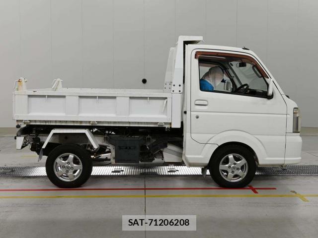 Mitsubishi MINICAB TRUCK 2016-09 8551204-4