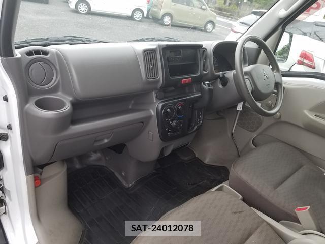 Mitsubishi MINICAB VAN 2018-03 8550498-11