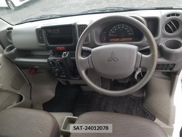 Mitsubishi MINICAB VAN 2018-03 8550498-2