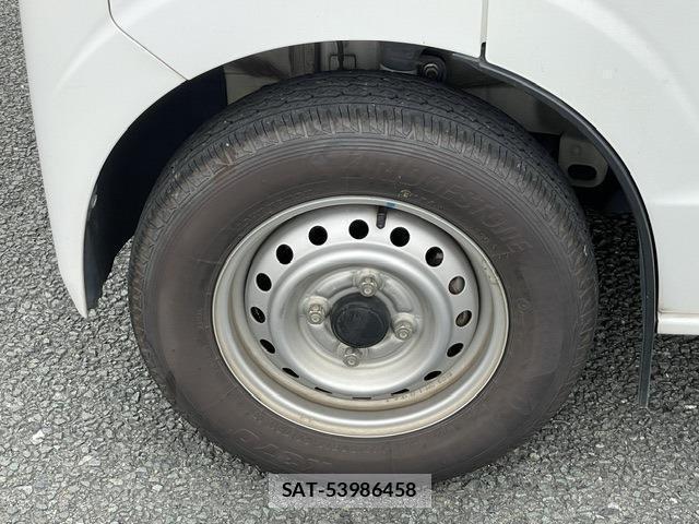 Mitsubishi MINICAB VAN 2022-12 8550938-3