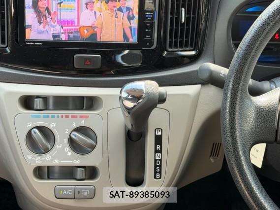 Daihatsu MIRA 2017-04 8550446-14