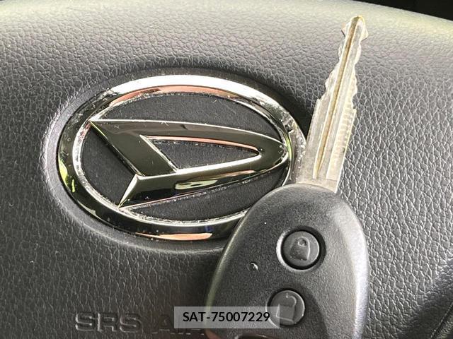 Daihatsu MIRA 2018-06 8550773-3