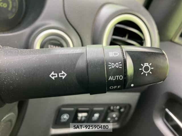 Mitsubishi MIRAGE 2015-05 8549279-11