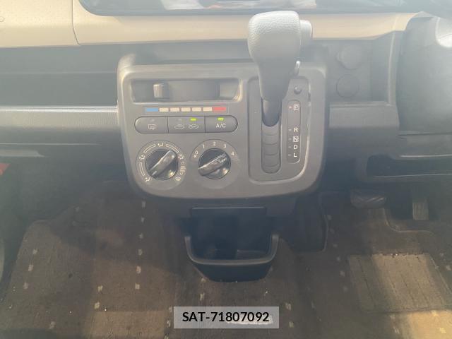 Nissan MOCO 2013-09 8551324-11