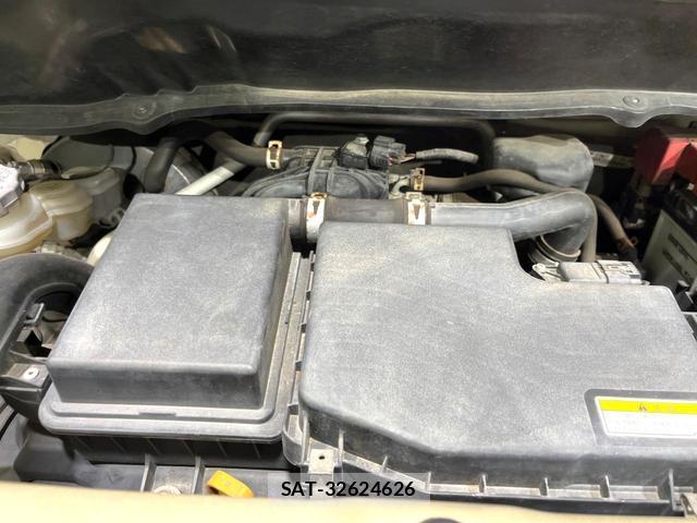 Nissan MOCO 2011-08 8551902-17