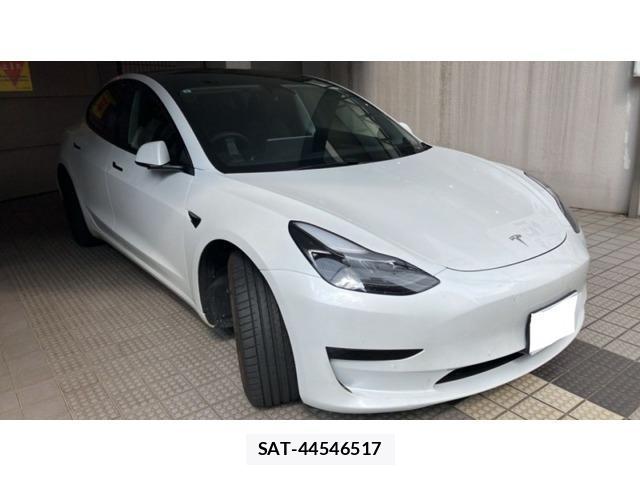 Tesla MODEL 3 2021-07 8549218-0