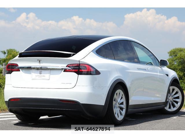 Tesla MODEL X 2020-12 8551890-5