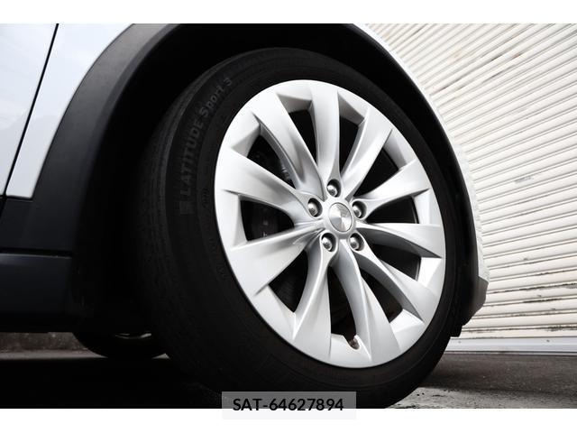 Tesla MODEL X 2020-12 8551890-8
