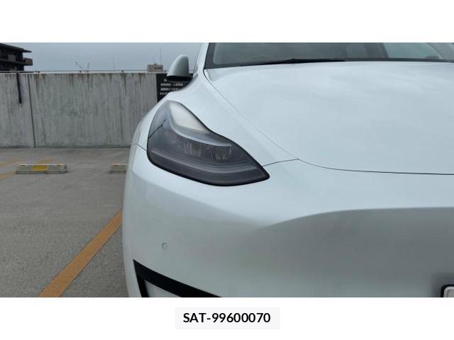 Tesla MODEL Y 2023 8548872-15