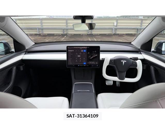 Tesla MODEL Y 2023 8548874-4
