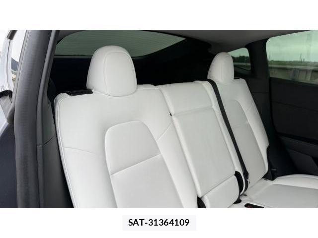 Tesla MODEL Y 2023 8548874-6