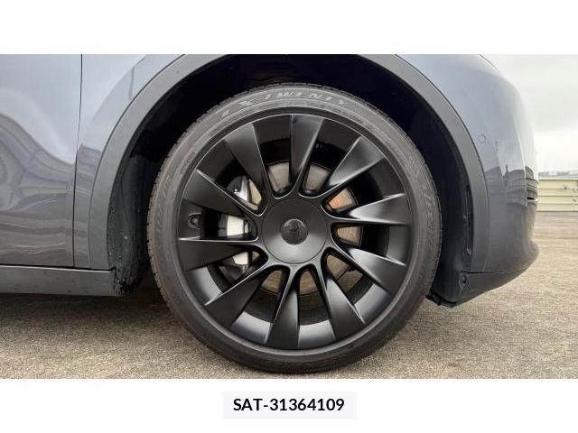 Tesla MODEL Y 2023 8548874-7