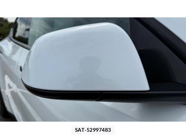 Tesla MODEL Y 2023 8548918-18