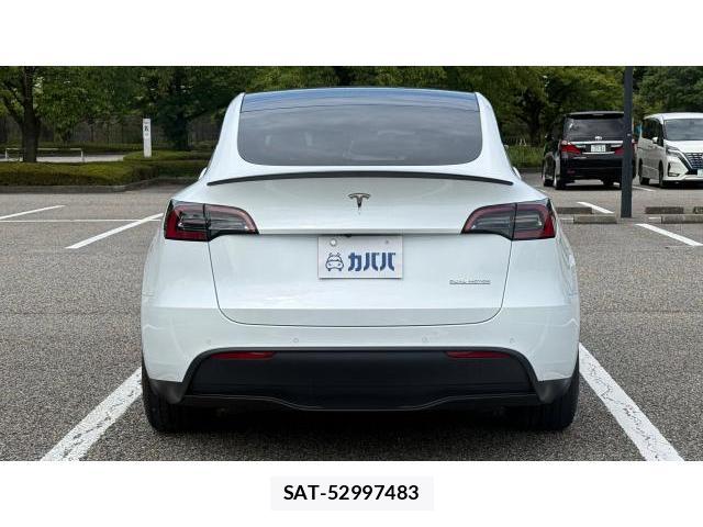 Tesla MODEL Y 2023 8548918-2