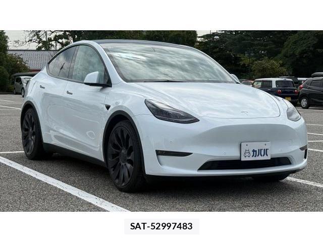 Tesla MODEL Y 2023 8548918-3
