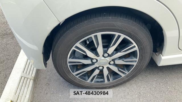 Daihatsu MOVE 2015-05 8547312-6