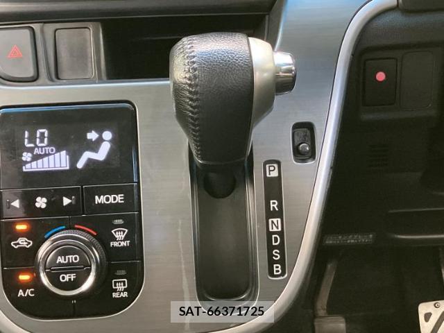 Daihatsu MOVE 2015-09 8552519-17