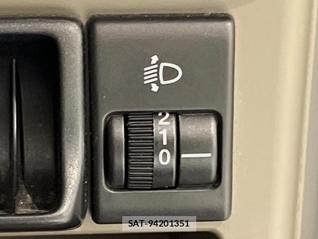 Suzuki MR WAGON 2009-11 8546912-6