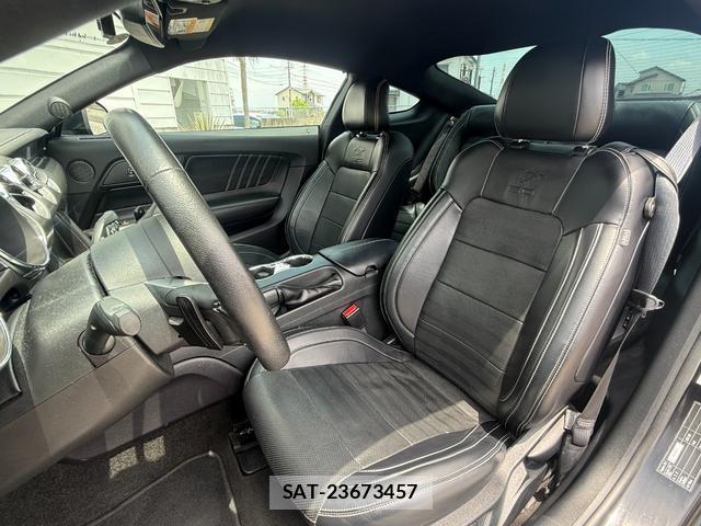 Ford MUSTANG 2015-08 8545910-5