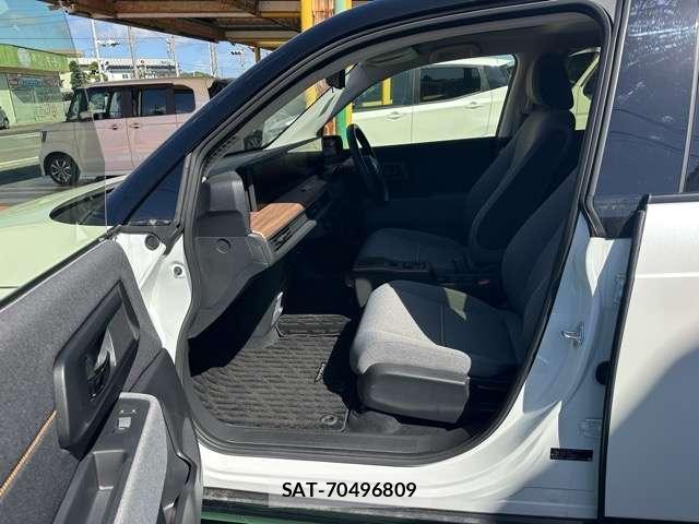 Honda N-VAN e: 2024-05 8549117-4