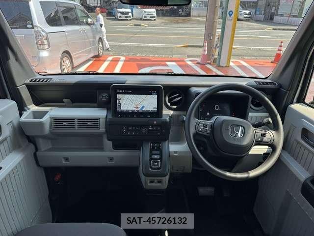 Honda N-VAN e: 2025-02 8549143-2
