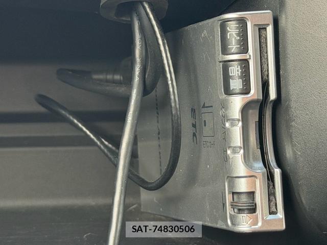 Honda N-VAN 2019-11 8551435-8