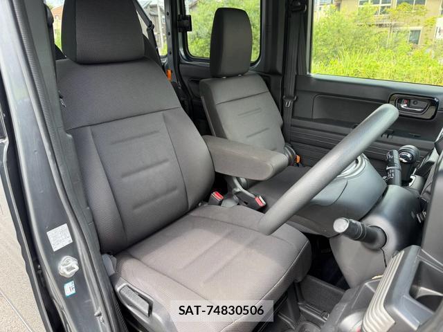 Honda N-VAN 2019-11 8551435-9