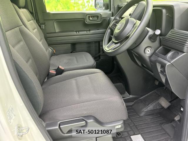 Honda N-VAN 2021-10 8552326-3