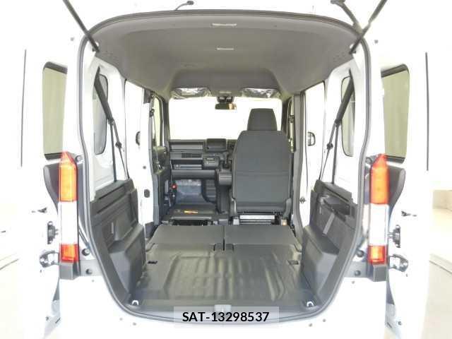 Honda N-VAN 2026-04 8545561-14