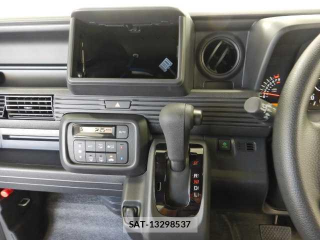 Honda N-VAN 2026-04 8545561-6