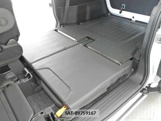 Honda N-VAN 2026-04 8545562-11