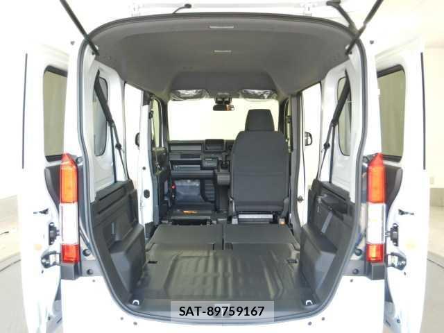 Honda N-VAN 2026-04 8545562-17