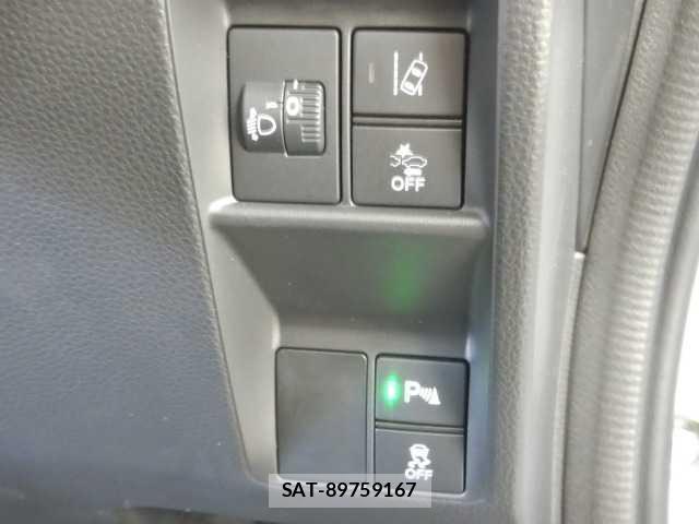 Honda N-VAN 2026-04 8545562-3