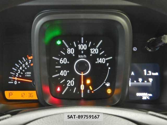 Honda N-VAN 2026-04 8545562-8