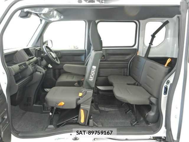 Honda N-VAN 2026-04 8545562-9