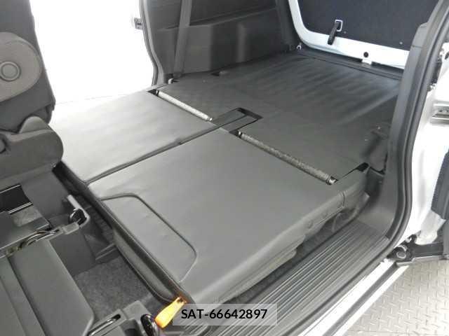 Honda N-VAN 2026-04 8545563-12