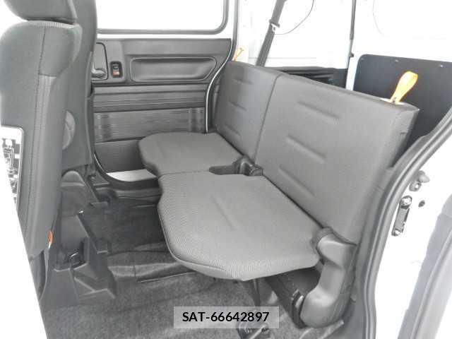Honda N-VAN 2026-04 8545563-16