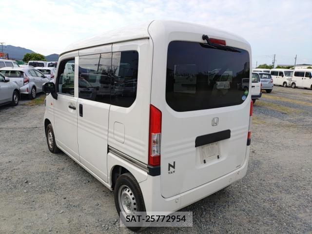 Honda N-VAN 2019-08 8547550-4