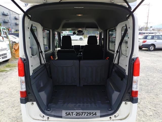 Honda N-VAN 2019-08 8547550-5
