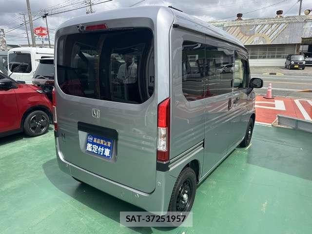 Honda N-VAN 2025-08 8549060-1