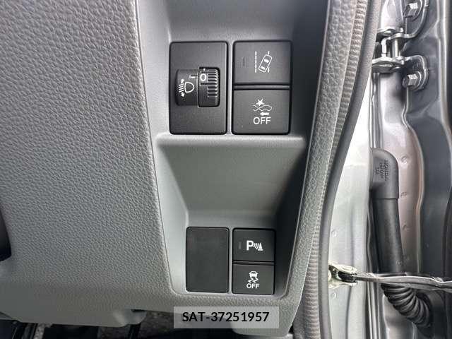 Honda N-VAN 2025-08 8549060-16